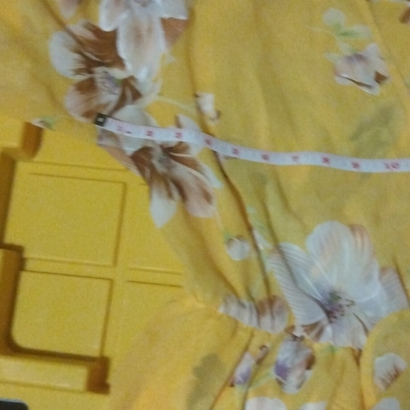 Bohemian Bishop's sleeve v-neck ruffle floral maxi - Picture 10 of 15